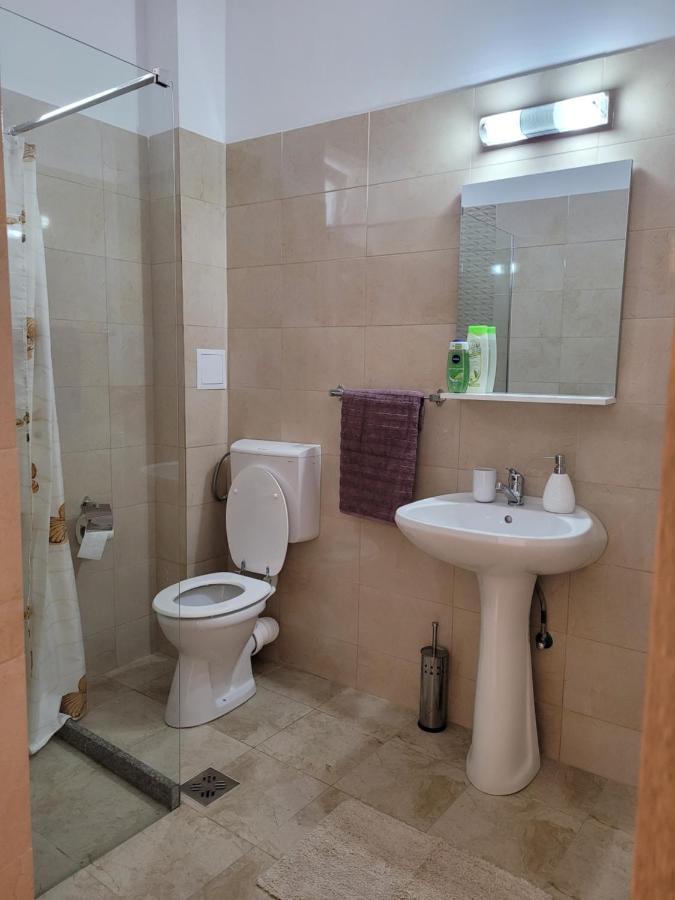 Apartamente Livada Râmnicu Vâlcea Kültér fotó