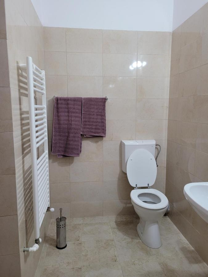 Apartamente Livada Râmnicu Vâlcea Kültér fotó