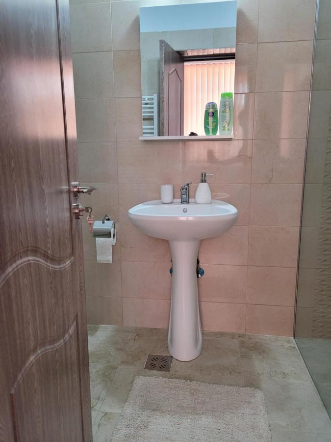 Apartamente Livada Râmnicu Vâlcea Kültér fotó
